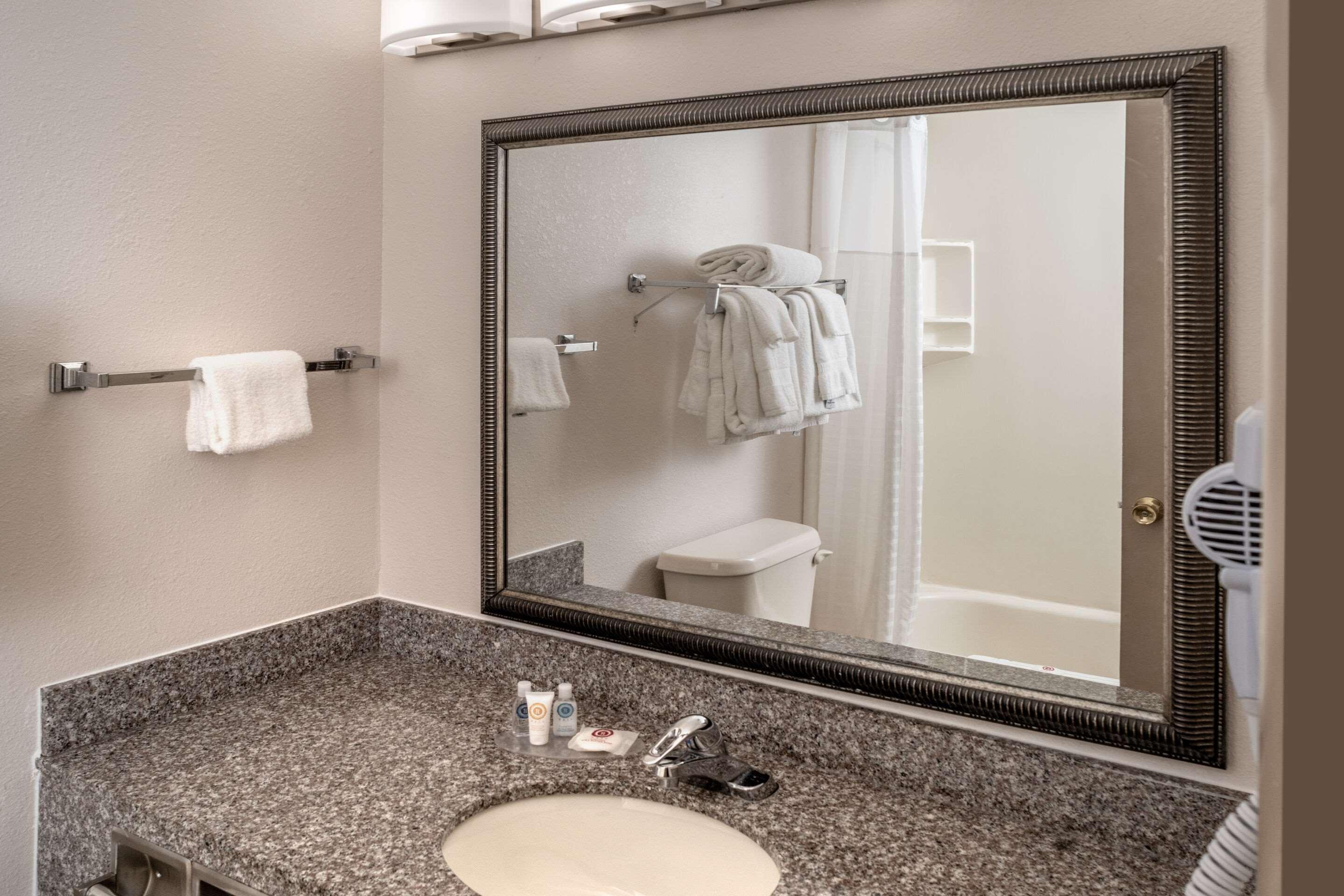 Clarion Pointe Beckley Hotel Buitenkant foto