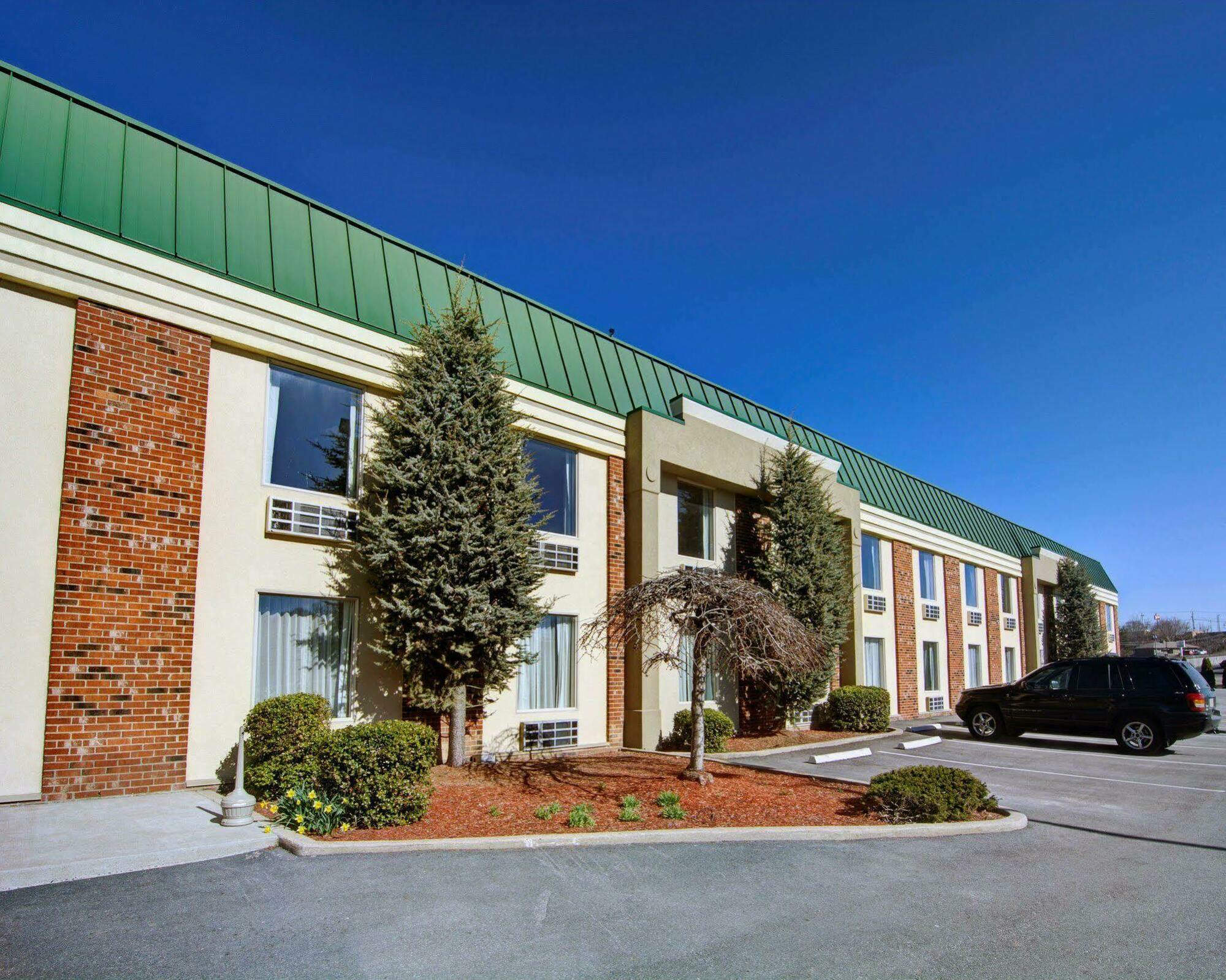 Clarion Pointe Beckley Hotel Buitenkant foto