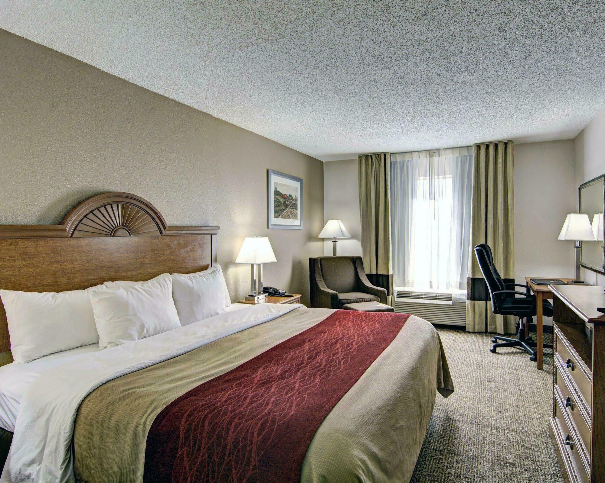 Clarion Pointe Beckley Hotel Buitenkant foto